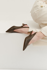 Туфли - лодочки на низком каблуке