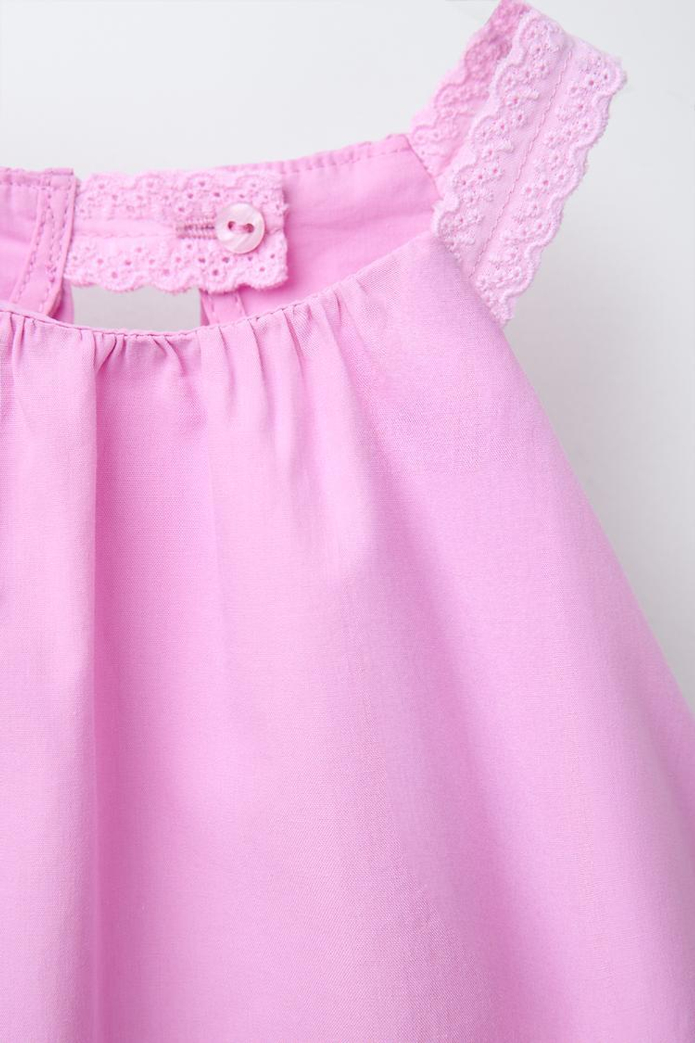 ZARA ТОП ИЗ ПОПЛИНА С ДВОЙНЫМИ ВОЛАНАМИ И КРУЖЕВОМ, РОЗОВЫЙ