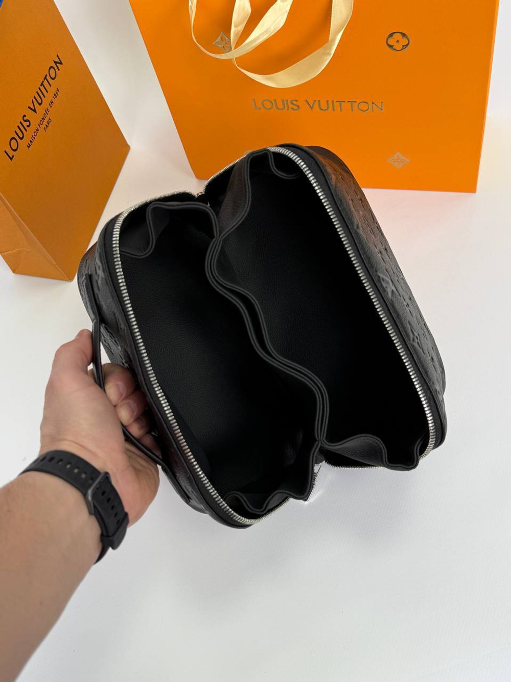 Несессер Louis Vuitton