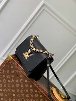 Louis Vuitton Twist MM