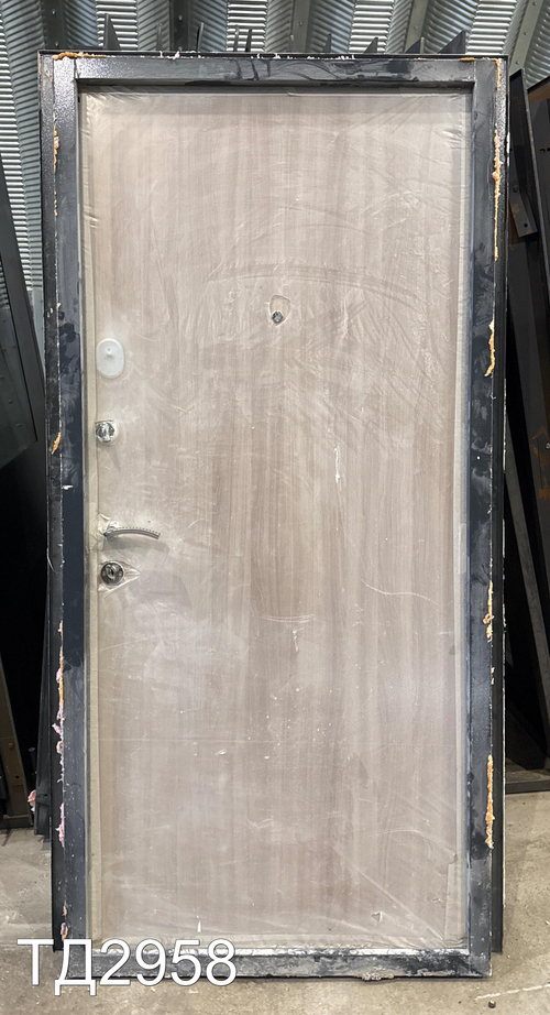 Дверь Металлическая Б/У 2050(в) x 980(ш)