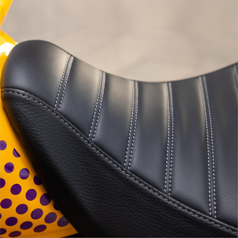 Водительское сиденье Royal Enfield, тип - "Urban", черного цвета, арт. KXA00474