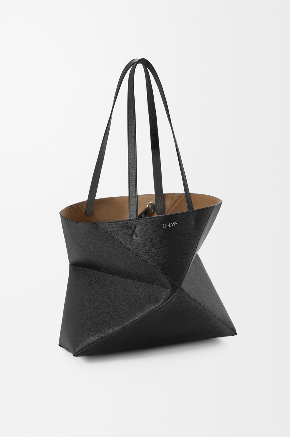Loewe Средняя сумка-тоут Puzzle Fold из мягкой зернистой телячьей кожи, черный