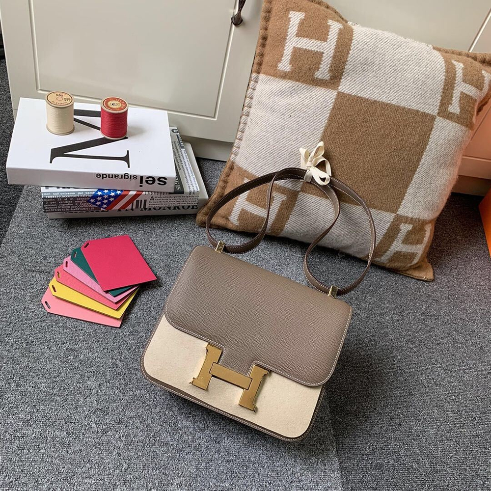 Hermes Constance 23