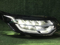 Битая Фара правая Land-Rover Discovery 5 16-21 LED