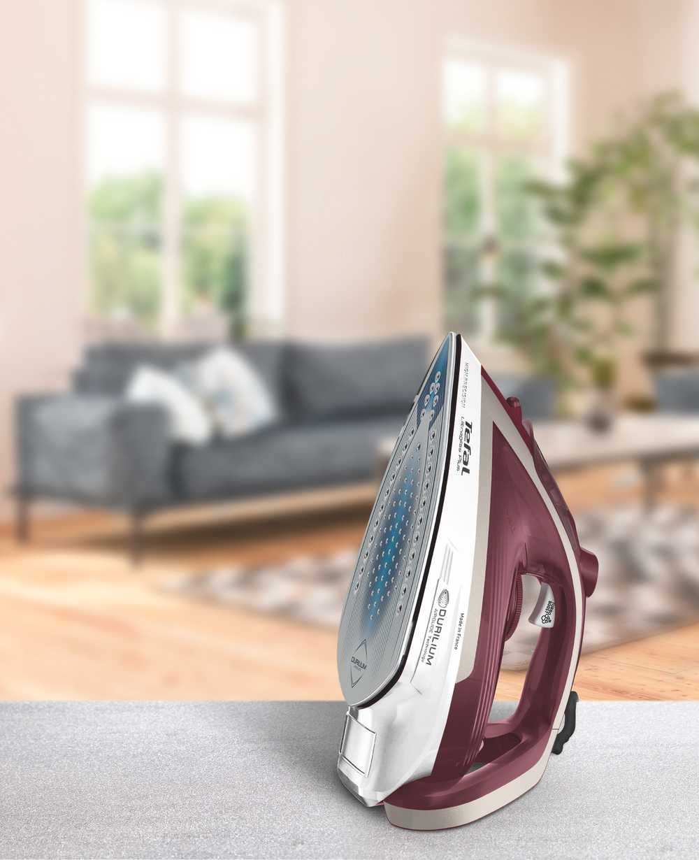 Утюг Tefal UltraGliss Plus FV6810E0