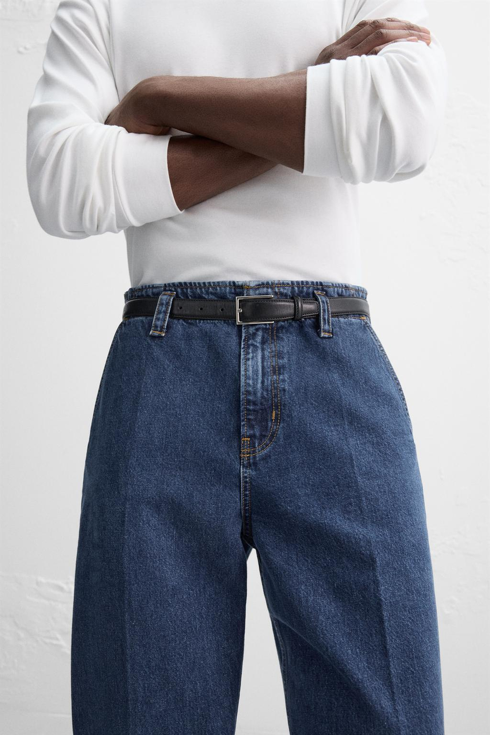 Джинсы straight fit со складками