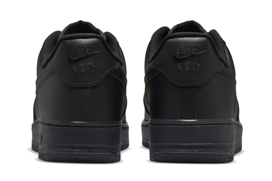 Nike Air Force 1 Low "Triple Black"
