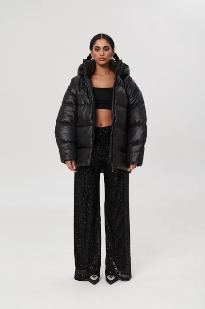 Пуховик средней длины 2.0 черного цвета