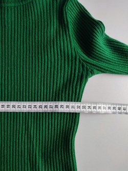 Джемпер с вискозой однотонный 44 размер