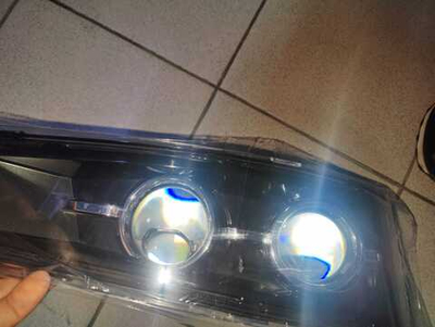 Фара противотуманная Volvo FH  Правая Двухсекционная LED 24159481 / 84186281 / 22332594