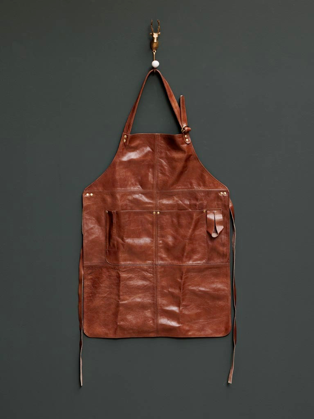 Фартук коричневый из натуральной кожи 40371