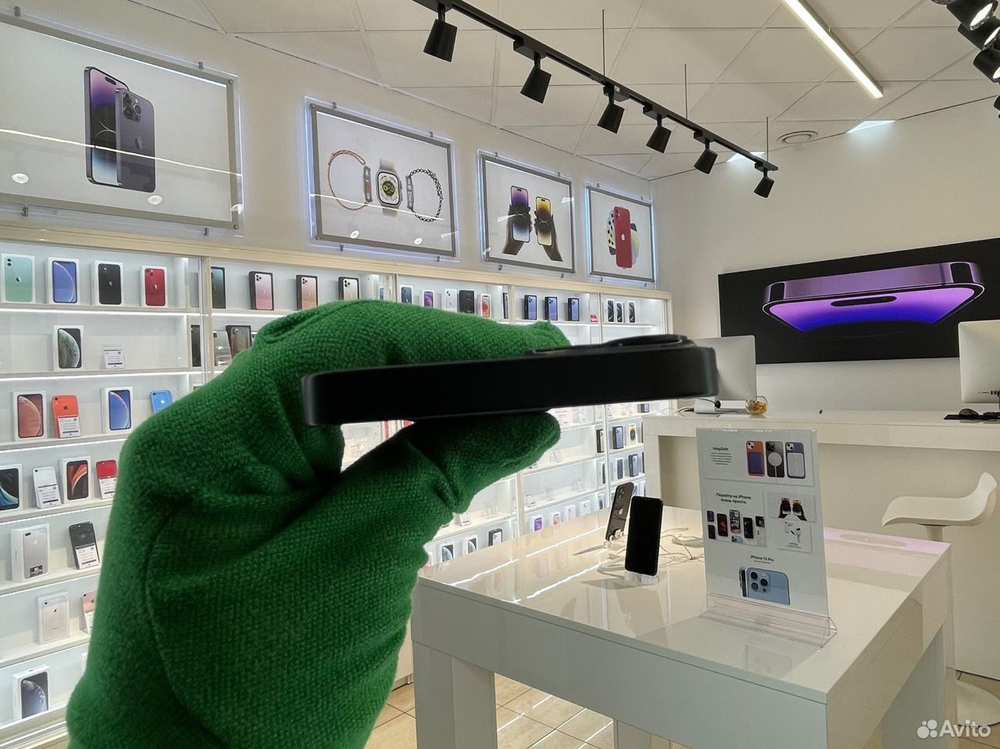 iPhone 13, 128 ГБ б/у