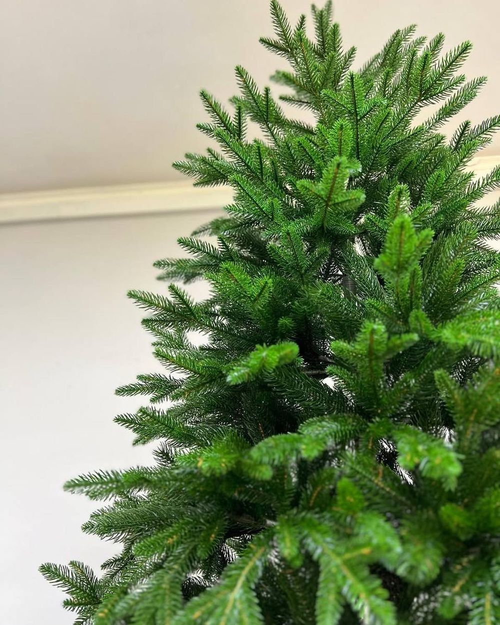 Ель искусственная «Эльга» (Литая хвоя) 270 см / 2,7 м