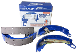 Колодка барабанного тормоза а/м УАЗ-3163, Патриот клёпанная/ задняя (к-т 4шт. полный в сборе) в коробке АККОР