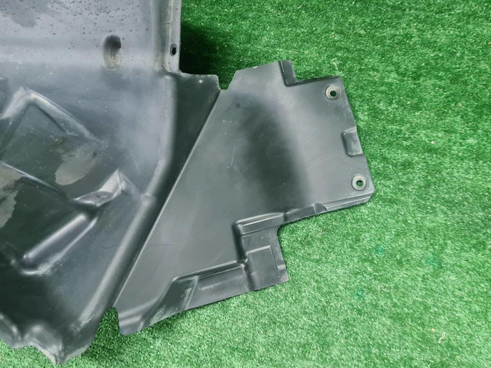 Подкрылок передний левый Mercedes GLC X253 (2015-2019)