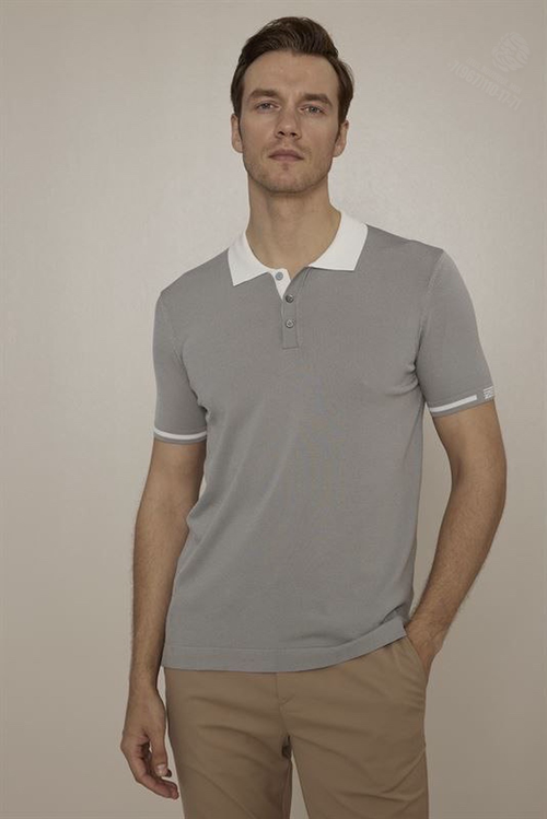 Поло Emiliano Zapata