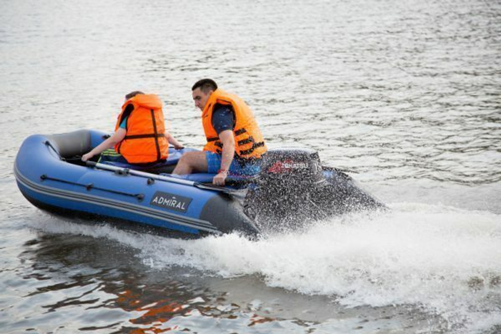 Надувная лодка ПВХ Адмирал 330 CF