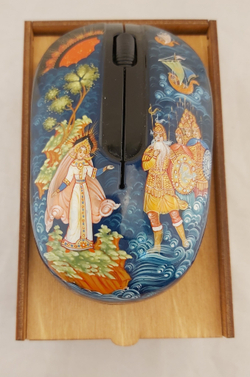 Мышь беспроводная с ручной росписью "Царевна Лебедь и богатыри морские" худ. Котова