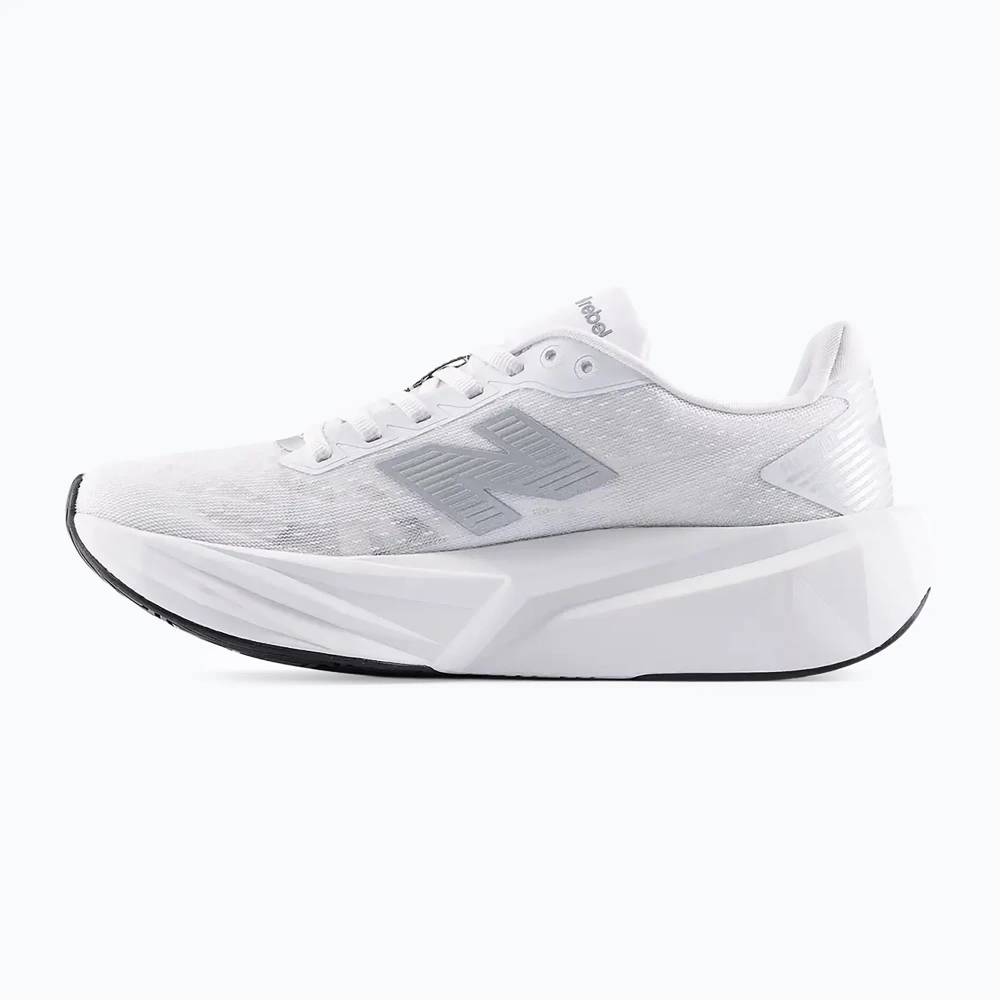 Женские Кроссовки для бега New Balance FuelCell Rebel V5 white