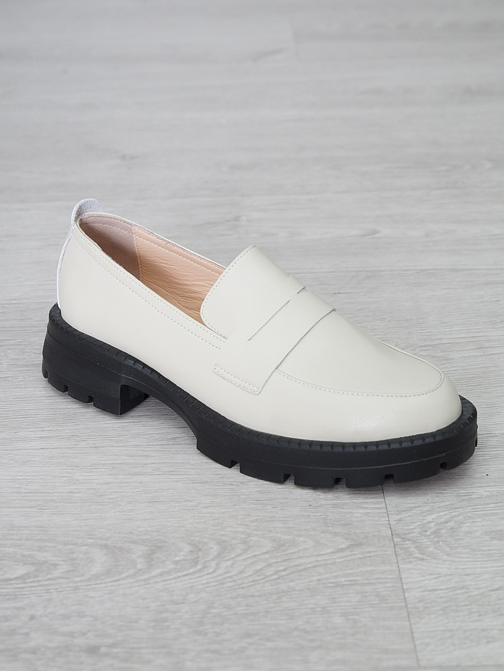 Лоферы женские MARCO MAGITNI 020-008