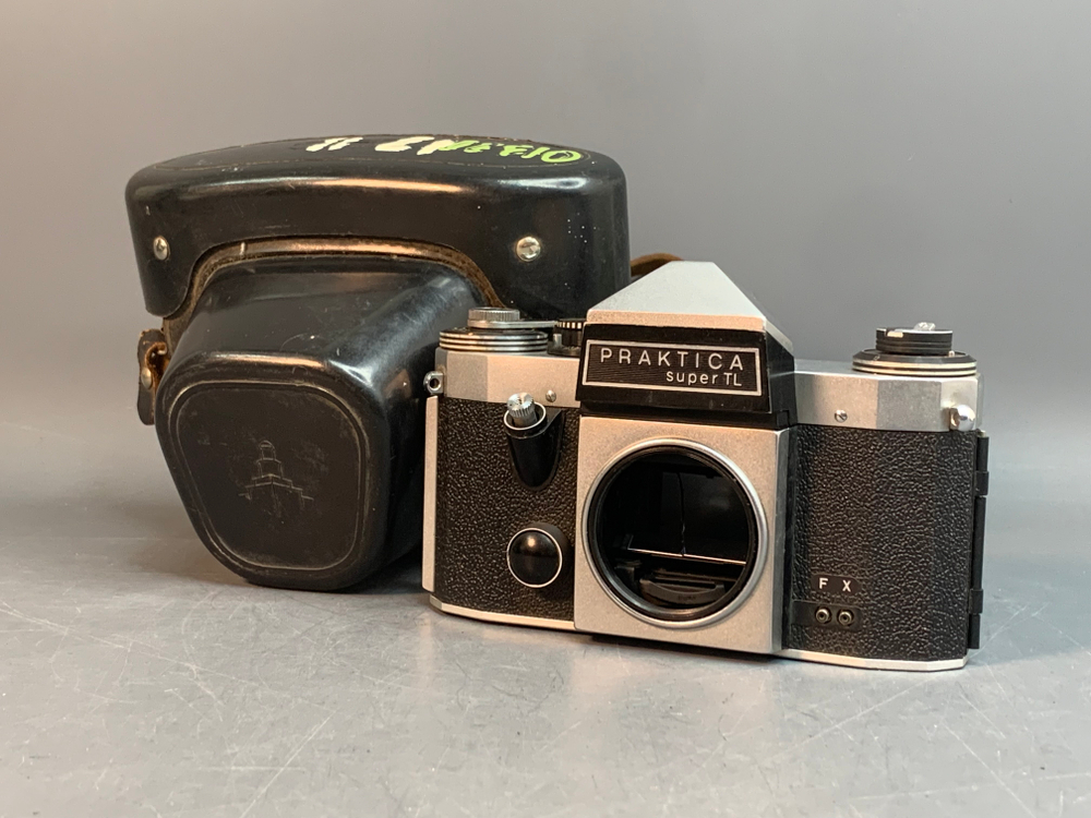 Praktica Super TL, трещина на зеркале