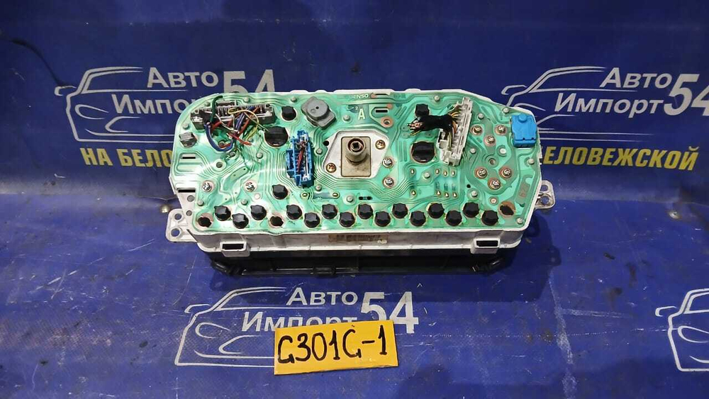 Щиток приборов DAIHATSU PYZAR 1997