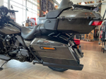 Ultra Limited, Harley-Davidson (FLHTK), 2020 "River Rock Gray / Vivid Black, Black Finish"