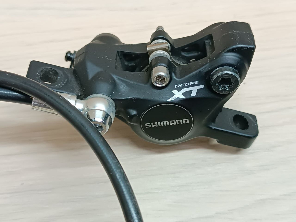 Тормоз для велосипеда  Shimano Deore XT BR-M785 (передний)