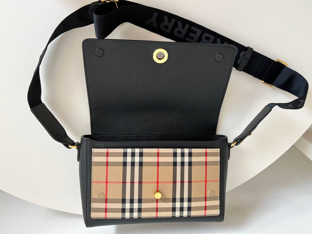 Сумка Burberry