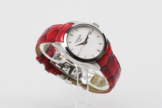 Женские часы Tissot T035.210.16.011.01