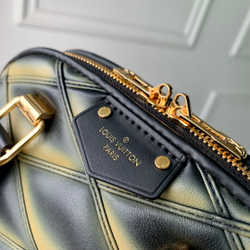 Louis Vuitton Alma BB