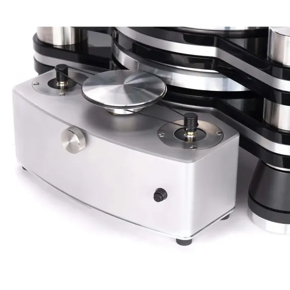 VPI Titan