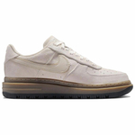 Кроссовки Nike Air Force 1 Luxe