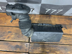 Крышка корпуса воздушного фильтра Kia Rio 2 (JB) 05-11 Б/У Оригинал 281111G000