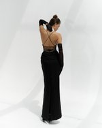 Платье с драпировкой на талии