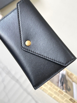 Saint Laurent Loulou Small 24 cm