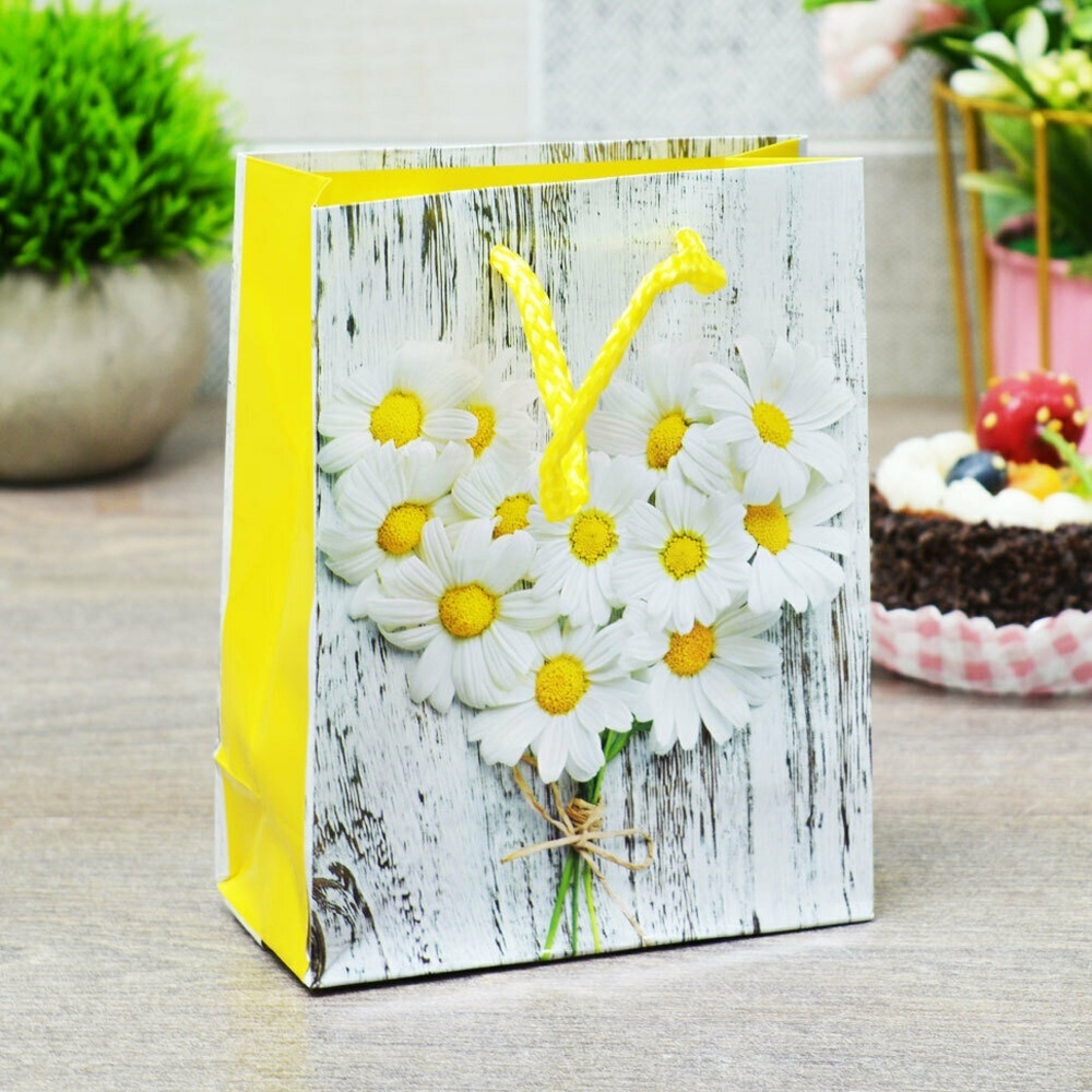 Пакет бумажный 12*15*5,5см с ручками "Цветы" микс