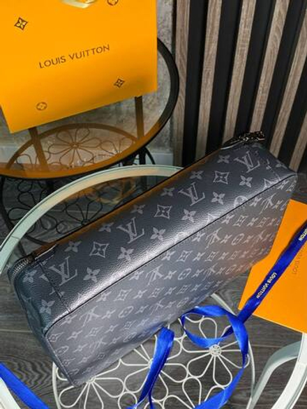 Несессер Louis Vuitton