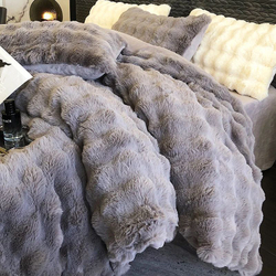 Постельное белье ЕВРО (двуспалка) Флис-велюр Серый Клетка