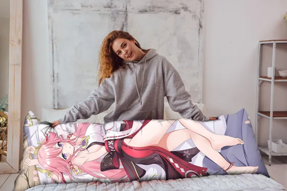 Дакимакура Яэ Мико №2