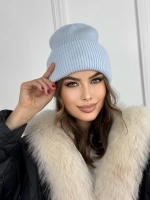 шапка зимняя из ангоры с отворотом вязаная