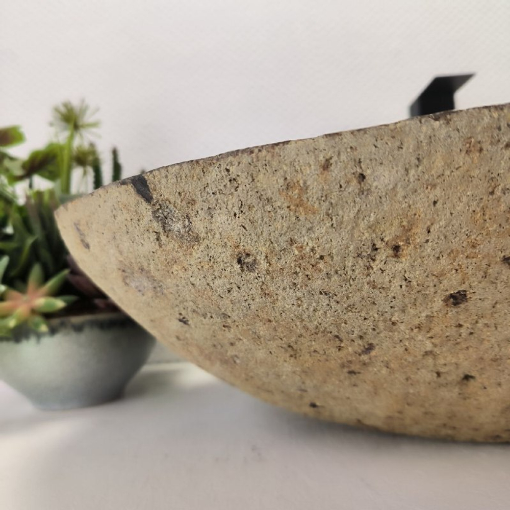 Каменная раковина из речного камня RS-63499 (66*42*16) 0124