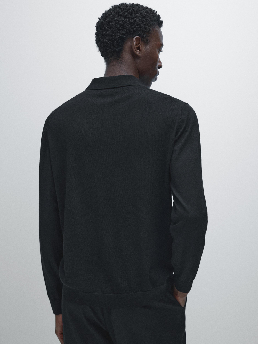 Massimo Dutti Трикотажное свитер поло из 100% мериносовой шерсти, черный