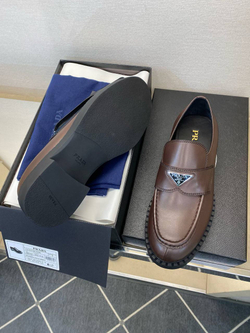 Лоферы Prada