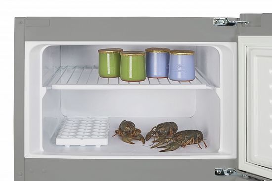 Холодильник Vestel VDD 260 VS