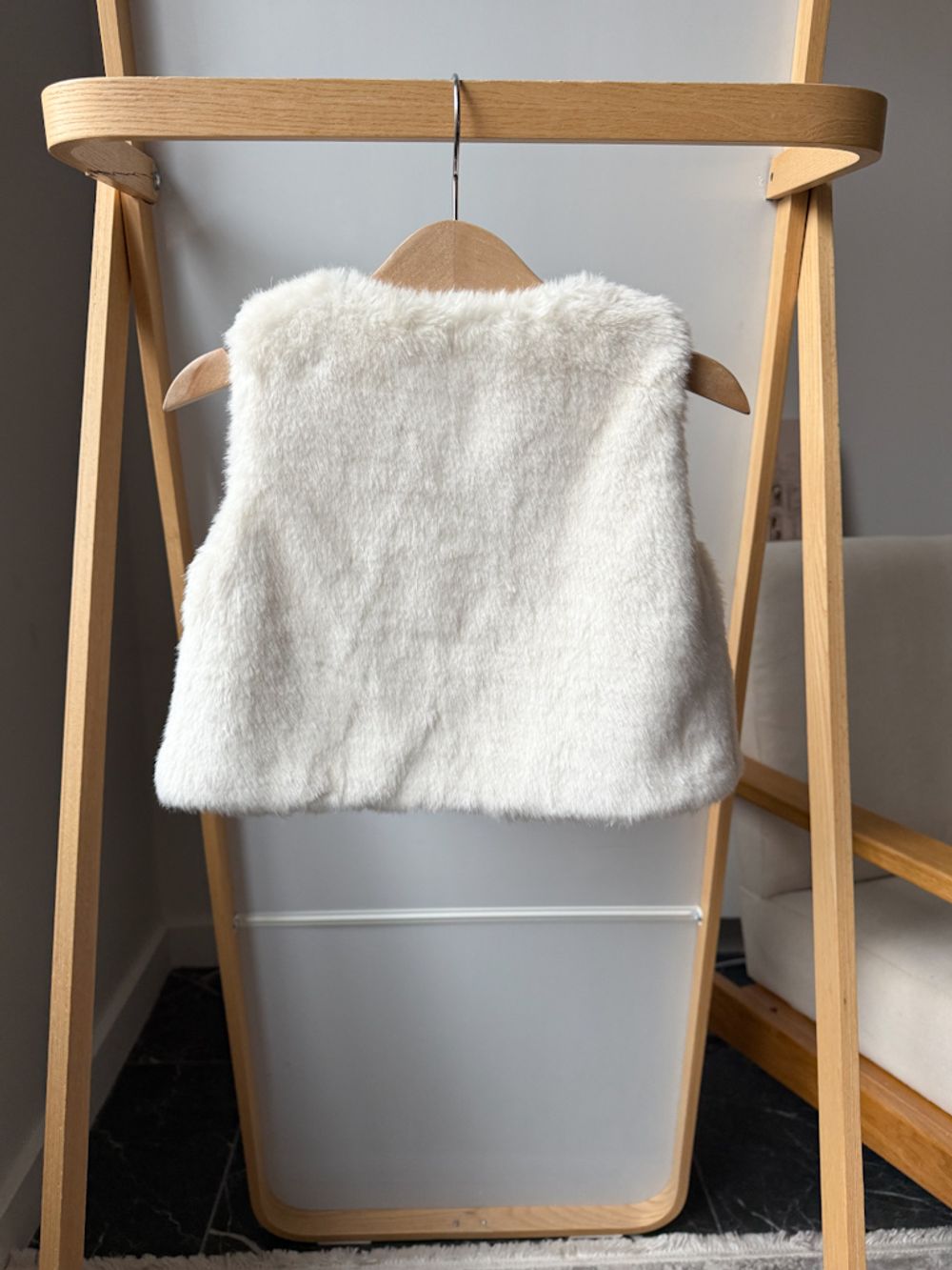 Жилет из экомеха Jacadi, 86