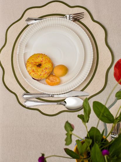Салфетка под приборы anemone из коллекции trendy ruffles, D40 см, оливковый