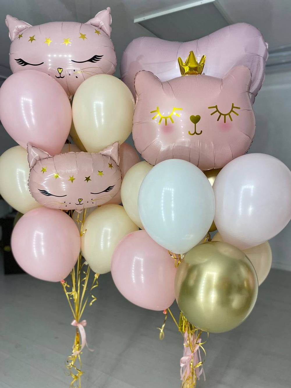 Набор воздушных шаров кошка в короне/заяц/годовасие/на годик №22
