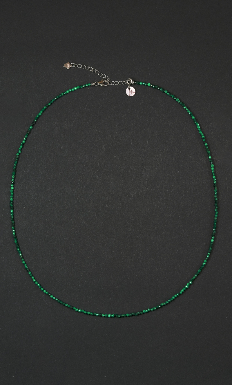 Цепочка "Memo about Career" из малахита на замочке 47-54 см